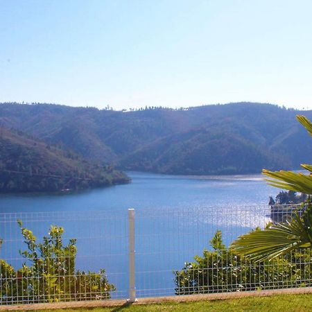 Lago Azul Villas 페레이라도제제레 외부 사진