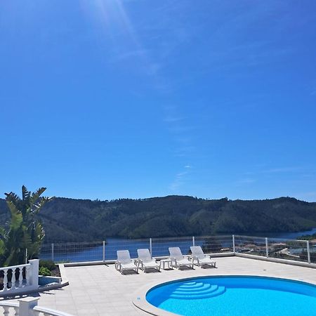 Lago Azul Villas 페레이라도제제레 외부 사진