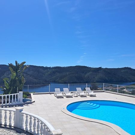 Lago Azul Villas 페레이라도제제레 외부 사진