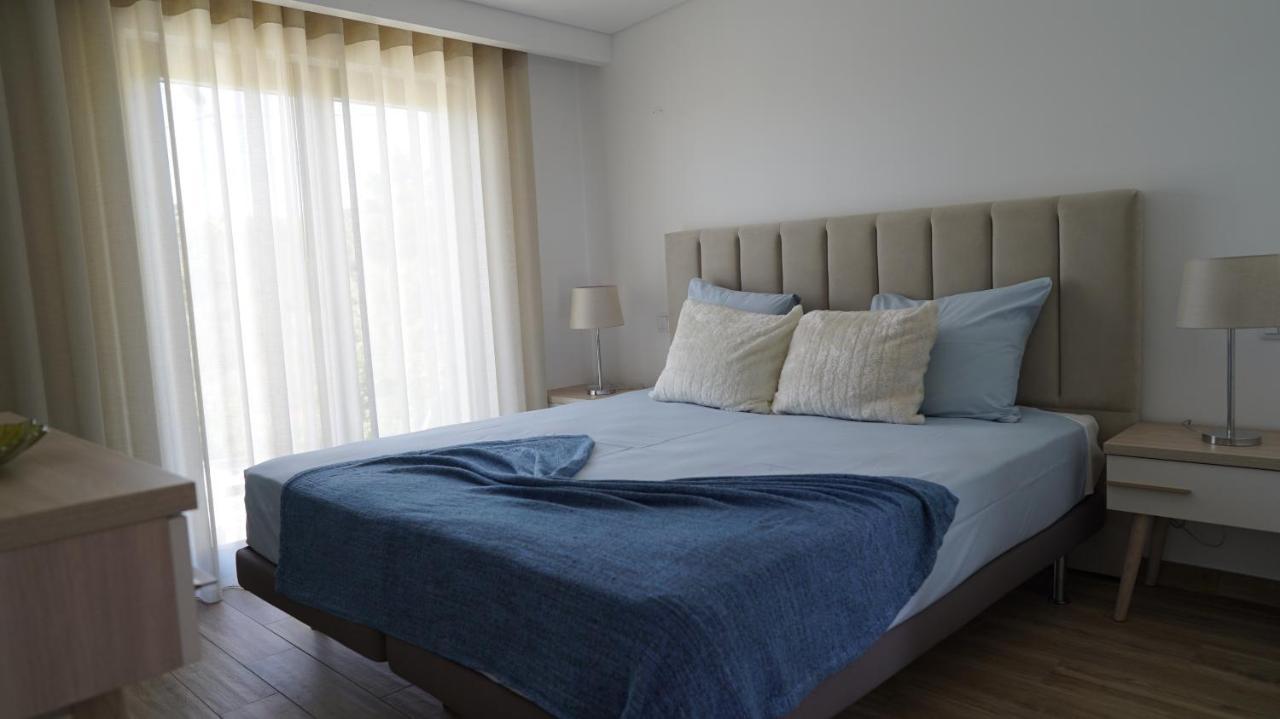 Lago Azul Villas 페레이라도제제레 외부 사진