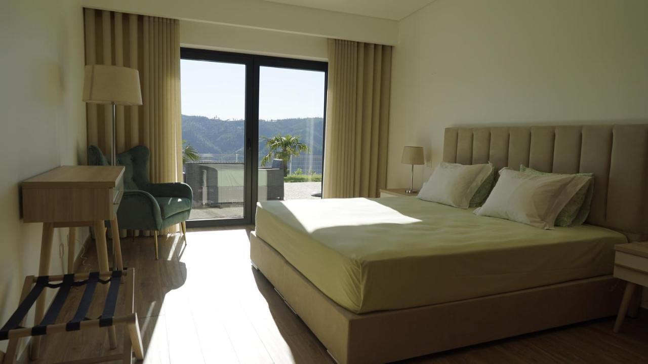 Lago Azul Villas 페레이라도제제레 외부 사진