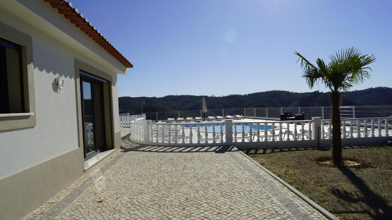 Lago Azul Villas 페레이라도제제레 외부 사진