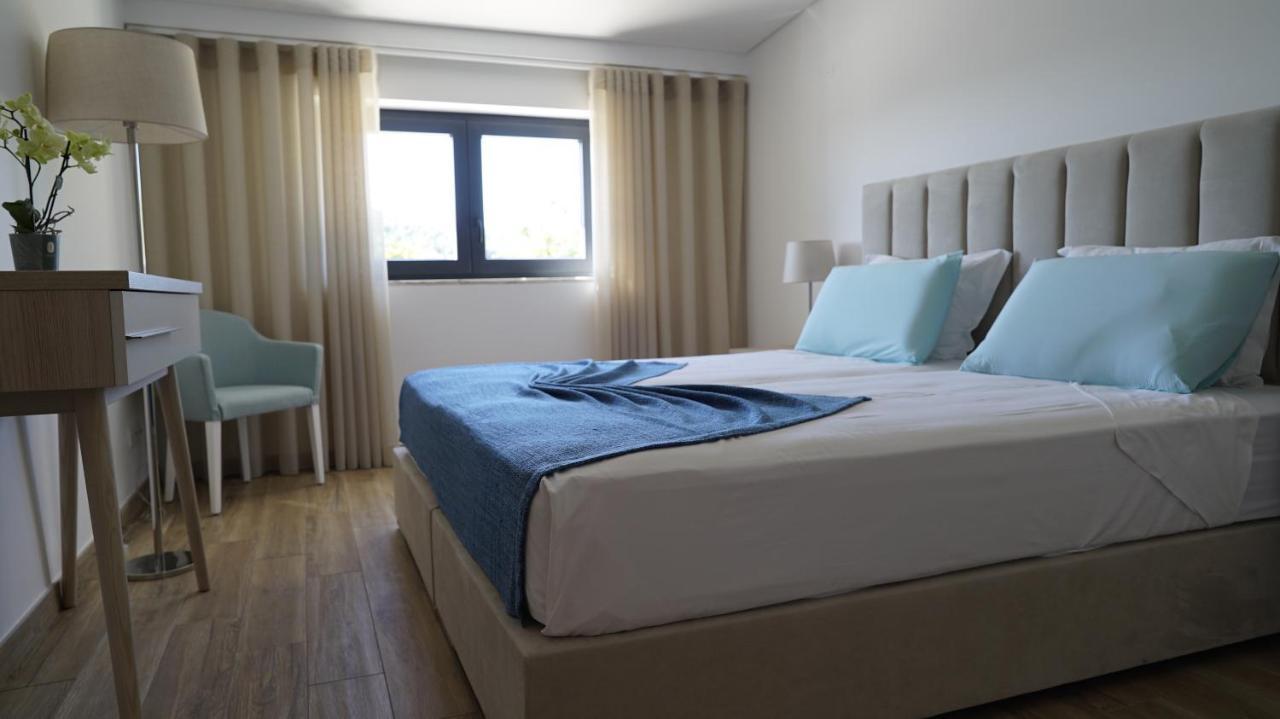 Lago Azul Villas 페레이라도제제레 외부 사진