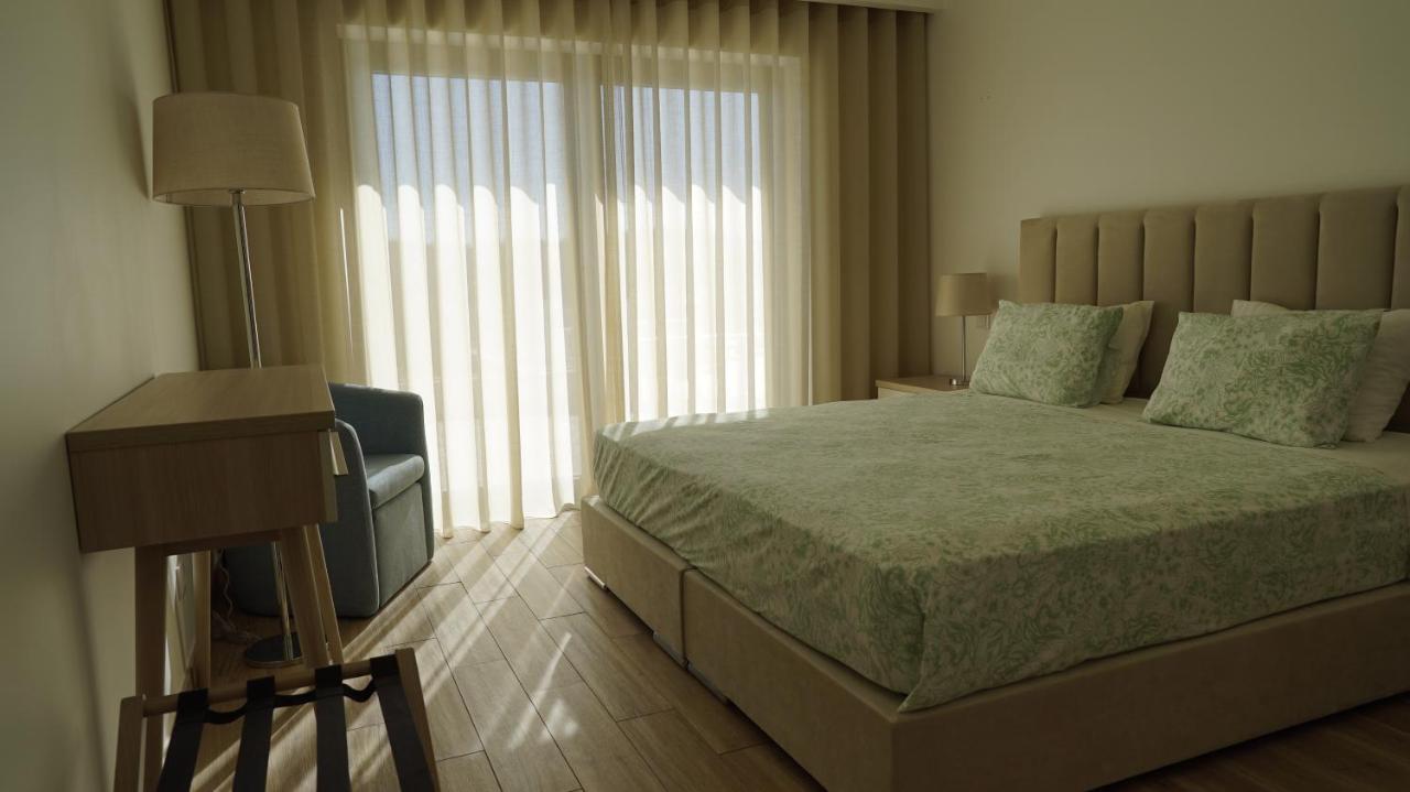 Lago Azul Villas 페레이라도제제레 외부 사진