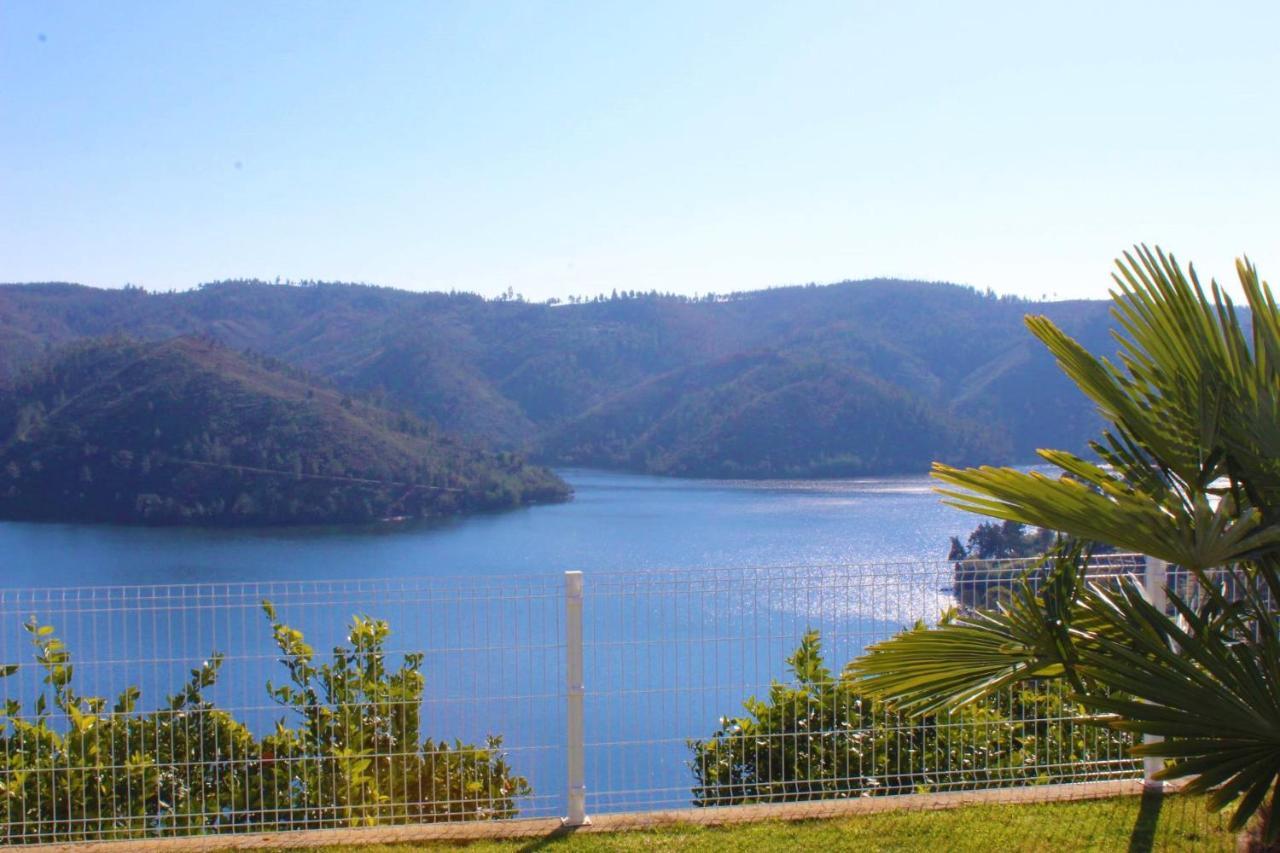 Lago Azul Villas 페레이라도제제레 외부 사진